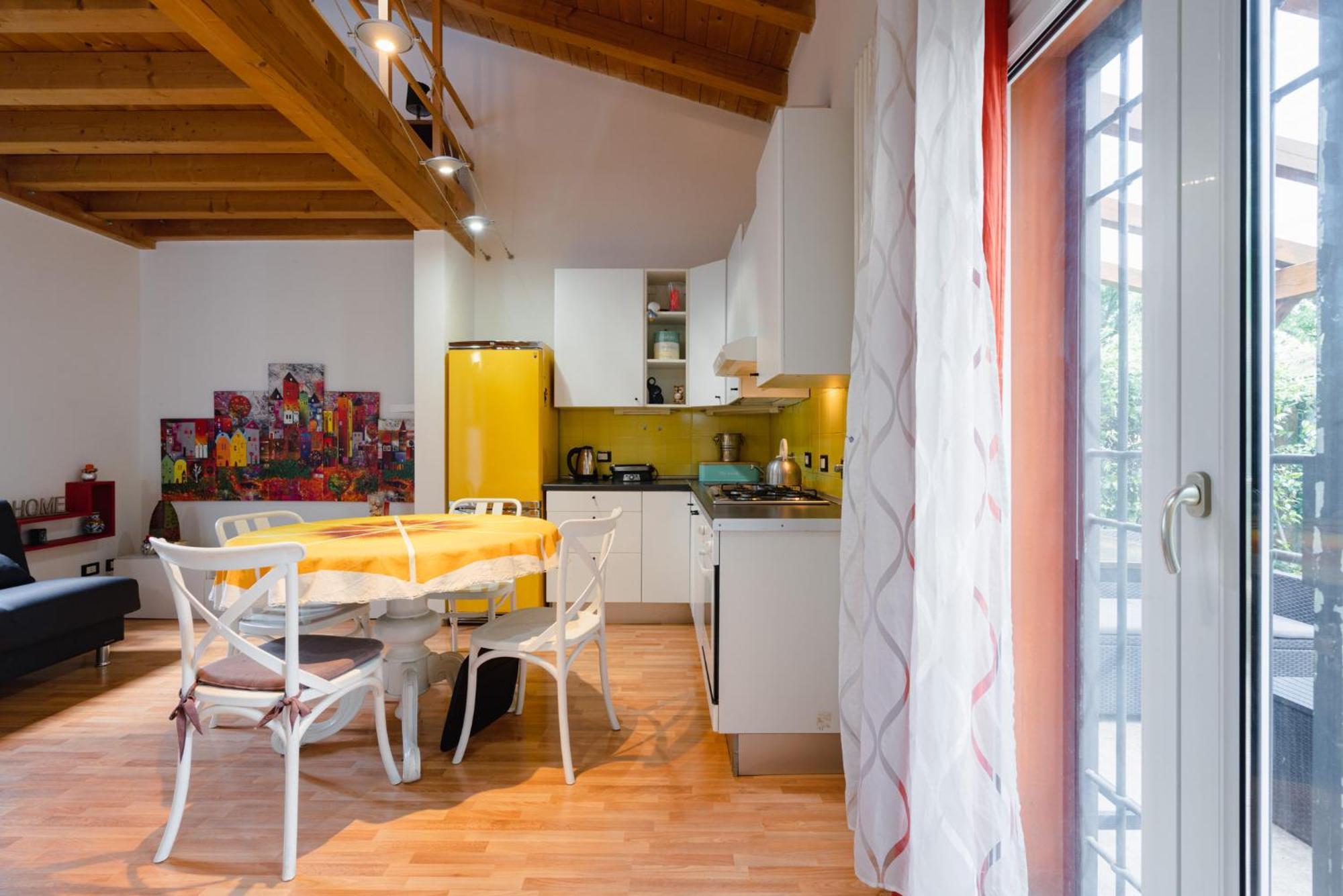 Authentic Bologna Relax: 10 Minutes From The Heart Of Town Apartment Bagian luar foto